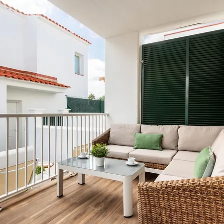 3 Bedroom Villa, 300m To Arenal D'en Castell Punta Grossa