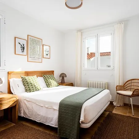 3 Bedroom Villa, 300m To Arenal D'en Castell * Punta Grossa