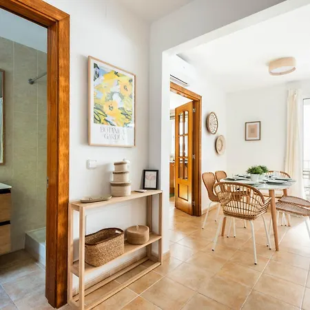 Semesterbostad 3 Bedroom Villa, 300m To Arenal D'en Castell Punta Grossa
