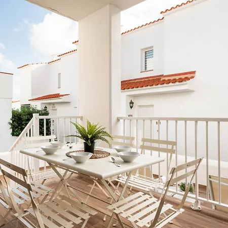 Semesterbostad 3 Bedroom Villa, 300m To Arenal D'en Castell Punta Grossa