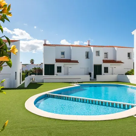 Semesterbostad 3 Bedroom Villa, 300m To Arenal D'en Castell